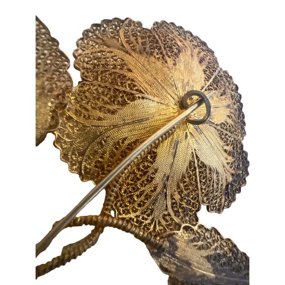 Vintage Austrian West Germany Gold Tone Filagree Flower Brooch Tone - Picture 5 of 9